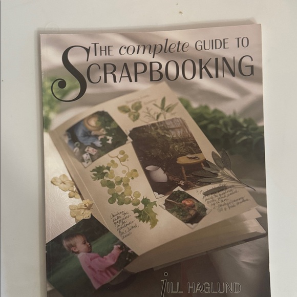 Scrapbooking Book Collection - Picture 3 of 4